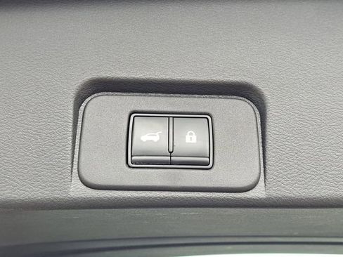 Used 2021 Nissan Rogue Platinum image 28