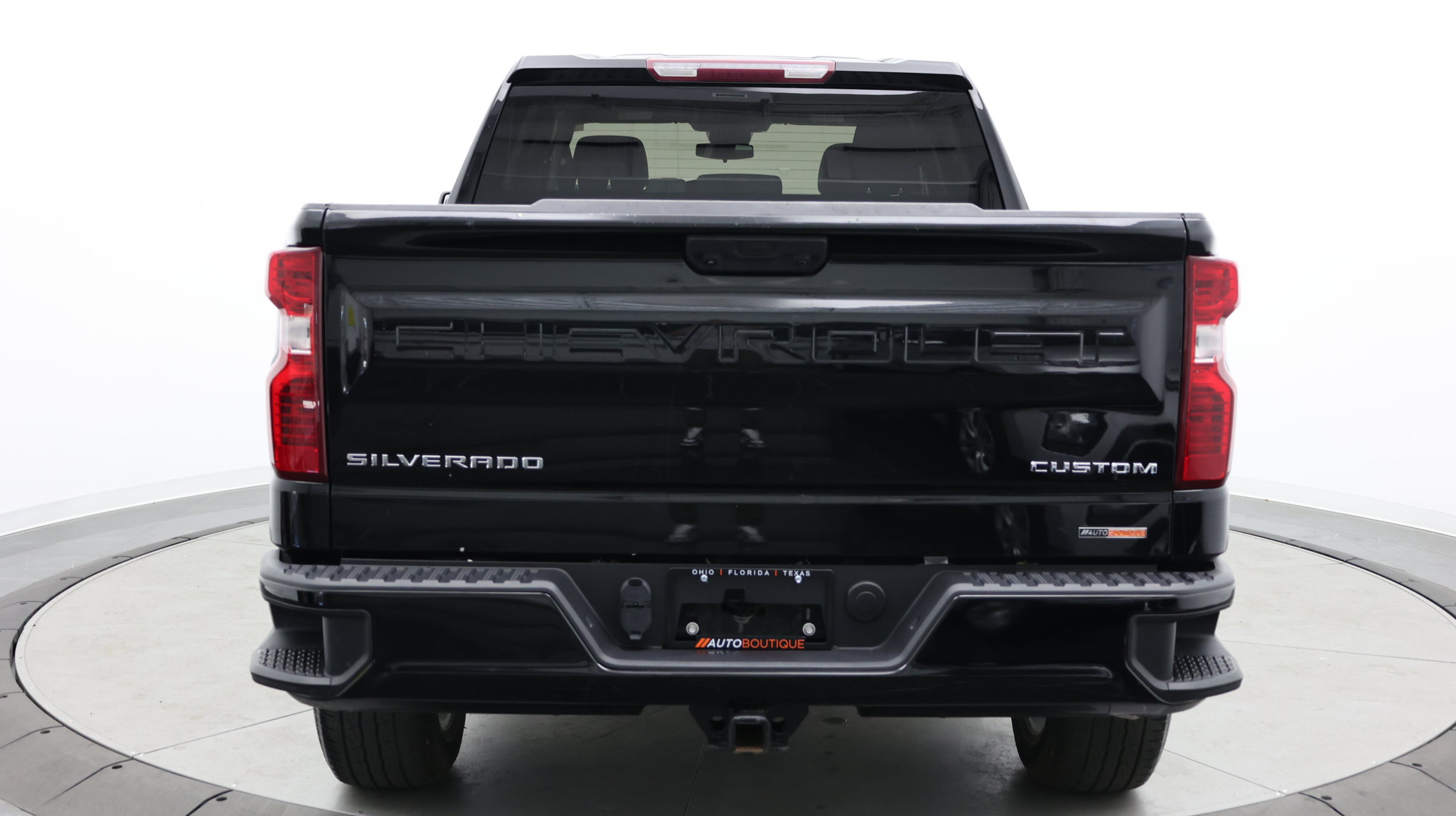 Used 2023 Chevrolet Silverado 1500 Custom AWD/4WD image 6