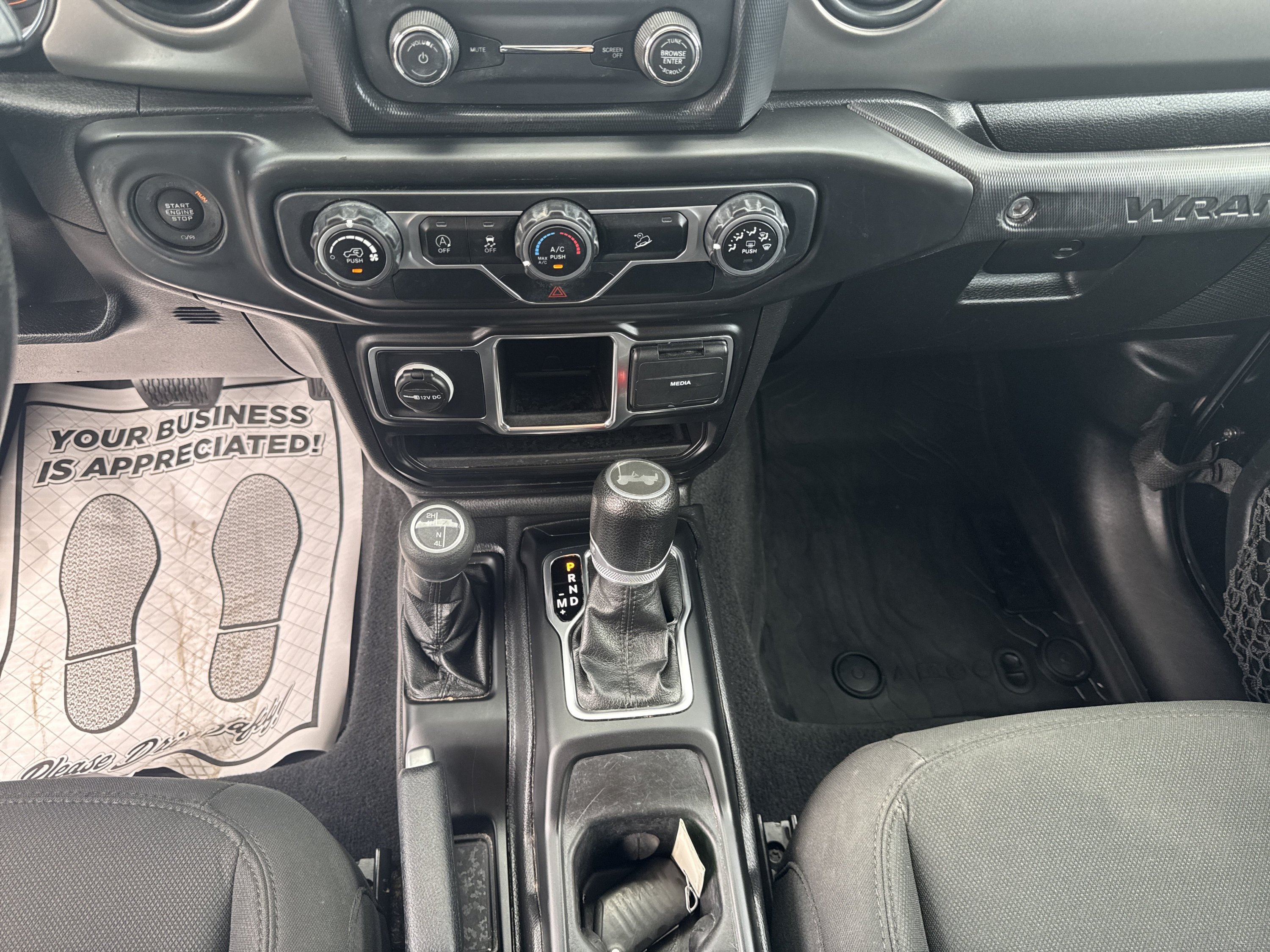 Used 2021 Jeep Wrangler Unlimited Sport AWD/4WD image 15