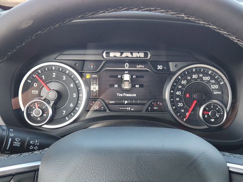 New 2026 RAM 1500 4x4 Crew Cab image 14
