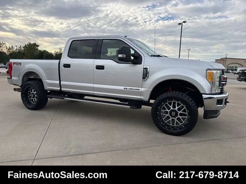 Used 2017 Ford F250 XLT w/ XLT Value Package AWD/4WD image 30