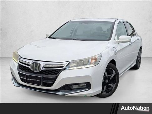 Used 2014 Honda Accord Plug-In Sedan image 1