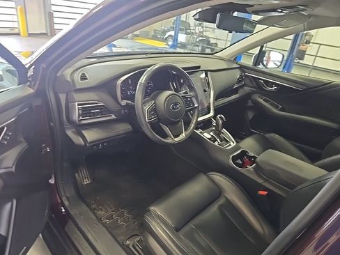 Used 2023 Subaru Outback Touring AWD/4WD image 6