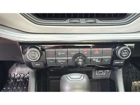 Used 2023 Jeep Compass Limited w/ Elite Group AWD/4WD image 25