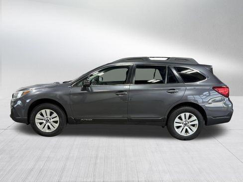 Used 2019 Subaru Outback 2.5i Premium AWD/4WD image 4