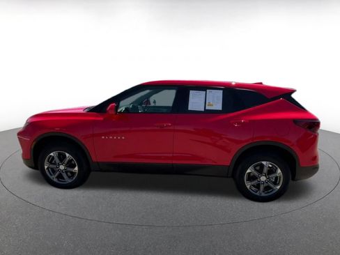 Used 2026 Chevrolet Blazer LT FWD image 9
