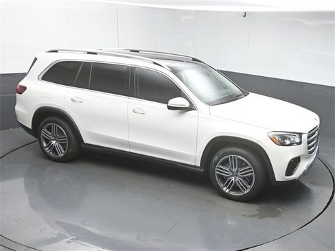 New 2026 Mercedes-Benz GLS 450 4MATIC image 43