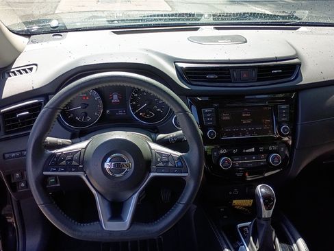 Used 2020 Nissan Rogue SL AWD/4WD image 12