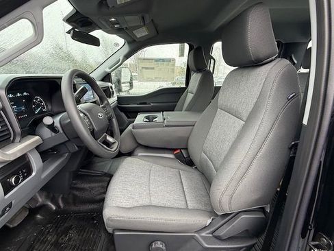 New 2025 Ford F550 4x4 Crew Cab Super Duty image 14