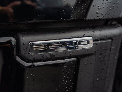 Used 2025 GMC Sierra 3500 Denali w/ Denali Reserve Package image 19