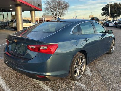 Used 2025 Chevrolet Malibu LT