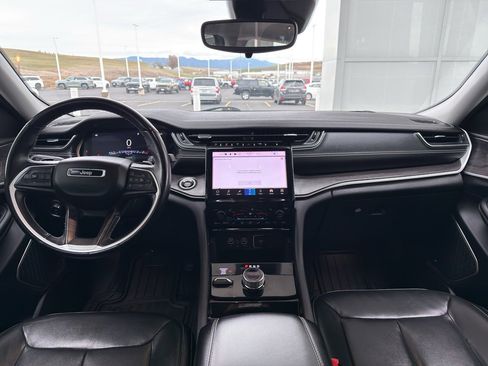 Used 2021 Jeep Grand Cherokee L Limited w/ MOPAR Finishing Package image 20