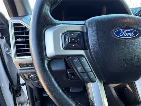 Used 2018 Ford F250 Lariat w/ Lariat Value Package image 28