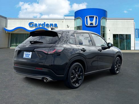 Certified 2024 Honda HR-V Sport image 6