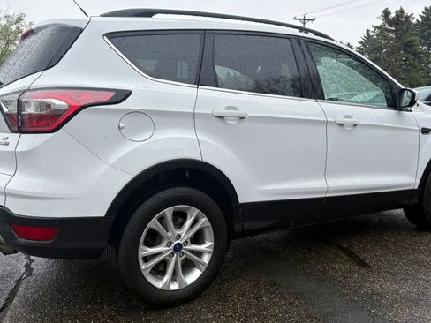 Used 2018 Ford Escape SE AWD/4WD image 10
