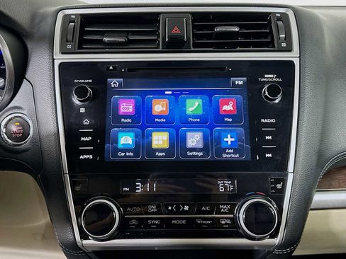 Used 2018 Subaru Outback 2.5i Limited image 13