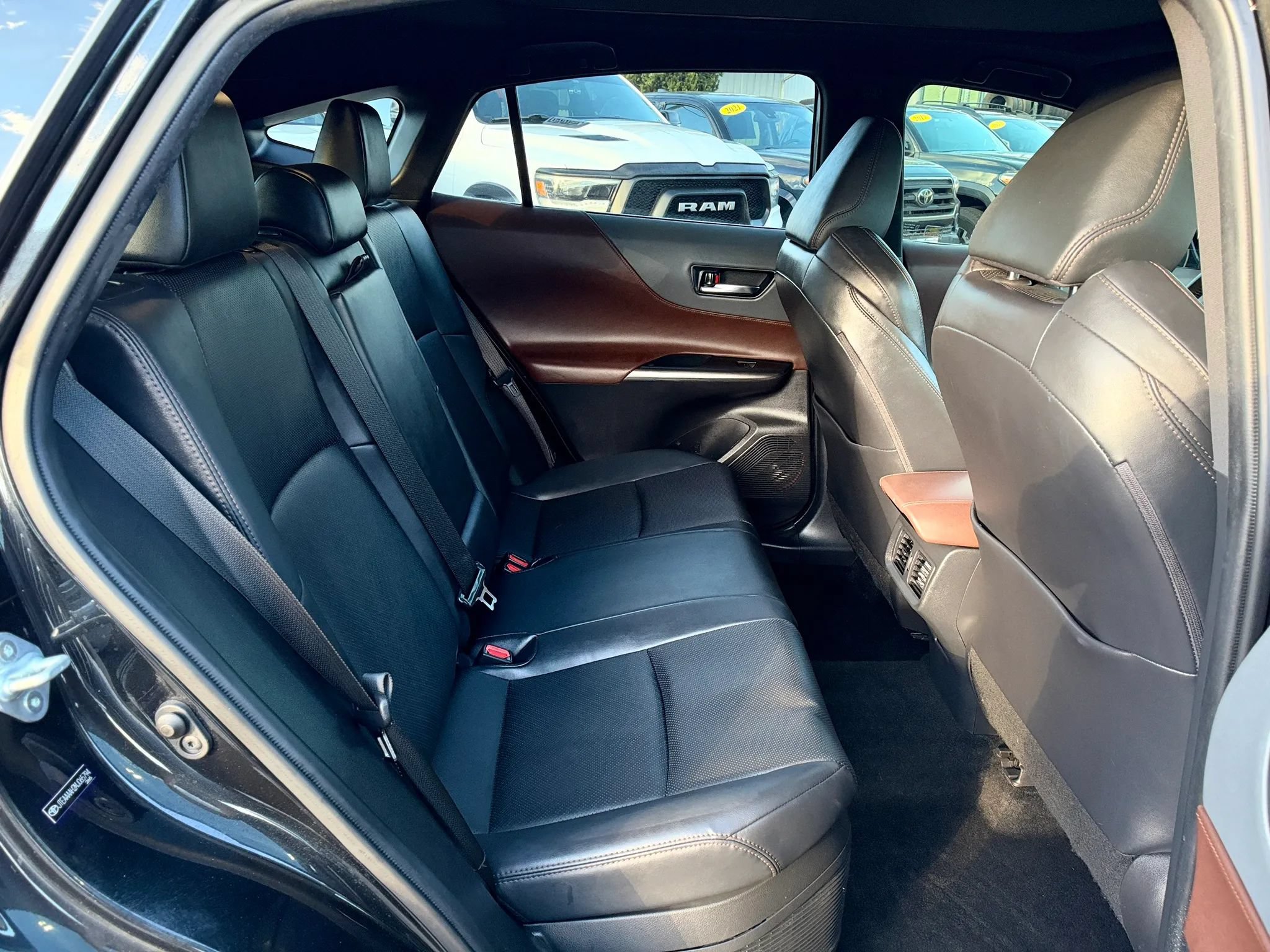 Used 2021 Toyota Venza Limited w/ Advanced Technology Package AWD/4WD image 18