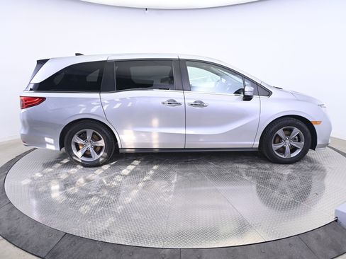 Used 2021 Honda Odyssey EX image 8