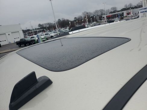 Used 2015 Chevrolet Tahoe LTZ image 11