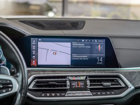 Used 2020 BMW X5 sDrive40i w/ M Sport Package image 29