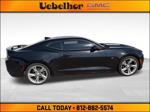 Used 2019 Chevrolet Camaro SS RWD image 10
