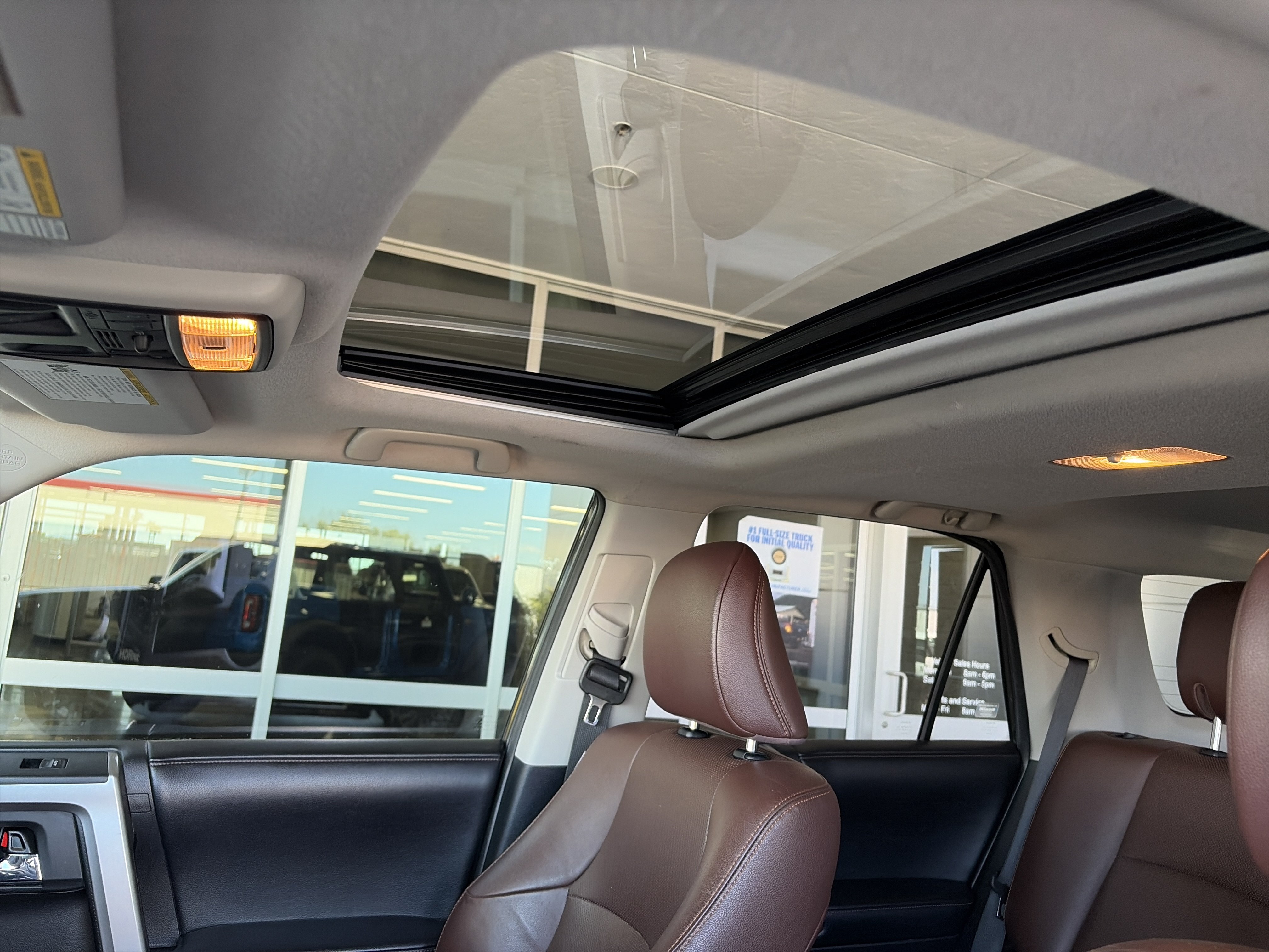 Used 2016 Toyota 4Runner Limited AWD/4WD image 27