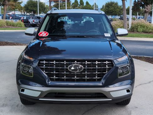 Used 2026 Hyundai Venue SEL FWD image 3