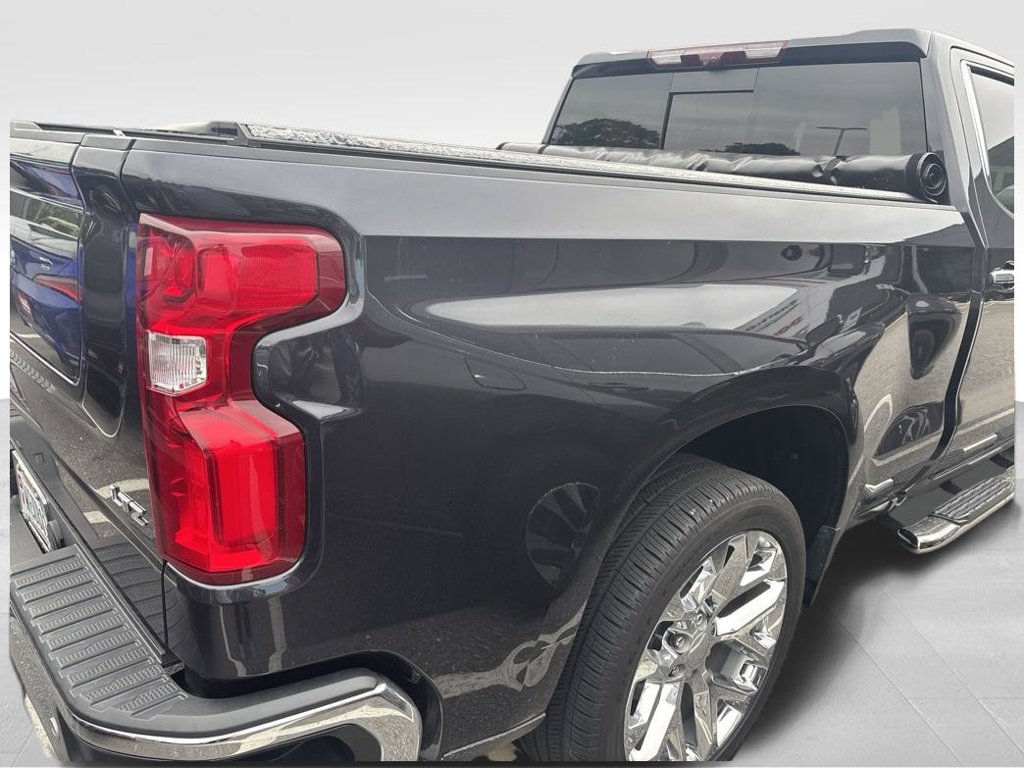 Used 2024 Chevrolet Silverado 1500 LTZ AWD/4WD image 13