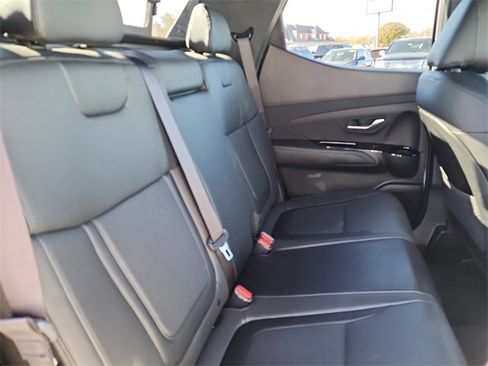 Used 2024 Hyundai Santa Cruz Limited image 21