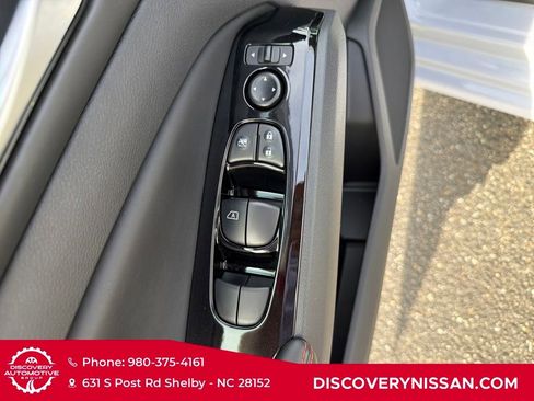 Certified 2025 Nissan Altima 2.5 SR image 12