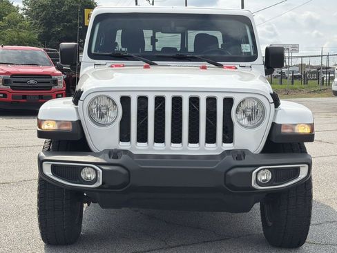Used 2021 Jeep Gladiator Overland w/ Uconnect 4C Nav & Sound Group AWD/4WD image 24