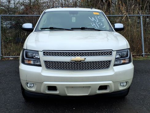 Used 2010 Chevrolet Tahoe LTZ image 2