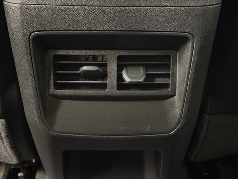 Used 2024 Chevrolet Colorado Trail Boss w/ Advanced Trailering Package image 19