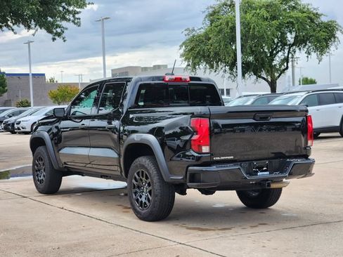 Used 2025 Chevrolet Colorado Trail Boss AWD/4WD image 5