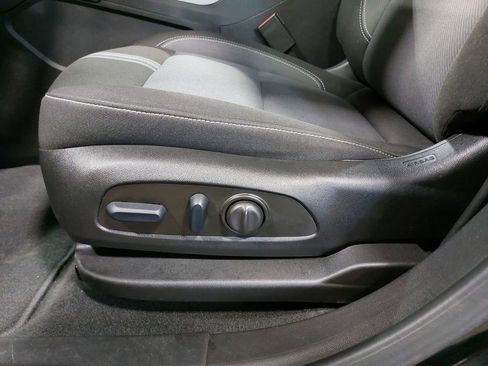 Used 2023 Chevrolet Blazer LT w/ Driver Confidence Package image 28