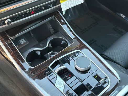 New 2026 BMW X7 xDrive40i w/ M Sport Package image 30