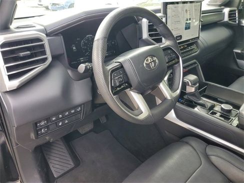 Used 2023 Toyota Sequoia Platinum image 19