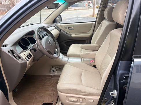 Used 2006 Toyota Highlander Sport image 12