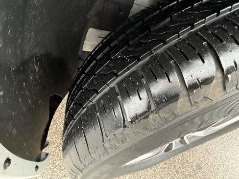 Used 2017 Dodge Grand Caravan SXT image 22