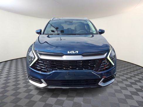 Used 2023 Kia Sportage EX AWD/4WD image 2