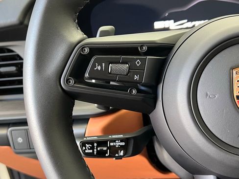 Certified 2025 Porsche 911 Carrera GTS image 8