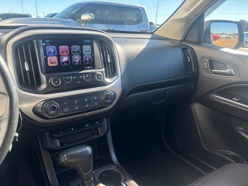 Used 2017 GMC Canyon SLE w/ SLE Convenience Package image 15