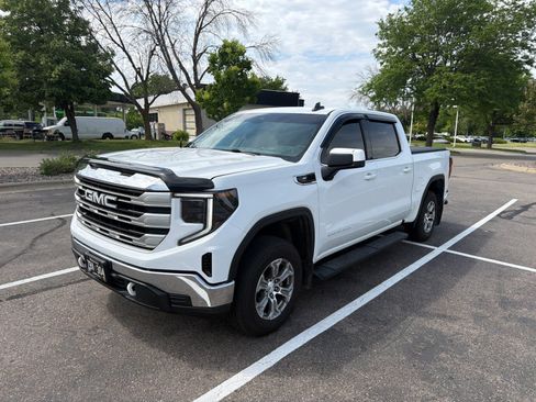 Used 2022 GMC Sierra 1500 SLE AWD/4WD image 5