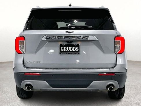 Used 2021 Ford Explorer Limited w/ Equipment Group 301A image 6