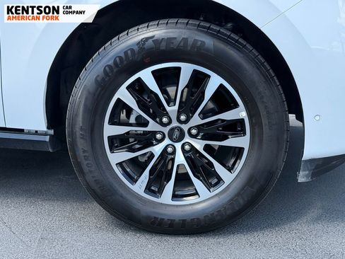 Used 2025 Ford Expedition Max Platinum AWD/4WD image 15