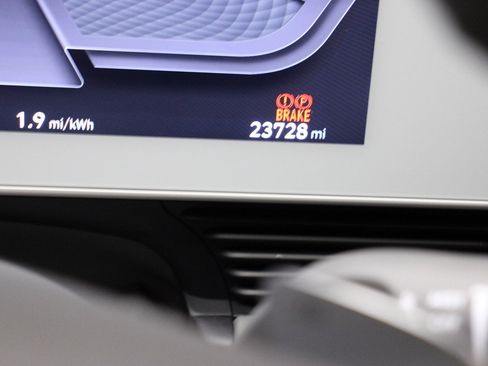 Used 2024 Hyundai Ioniq 5 SEL image 25