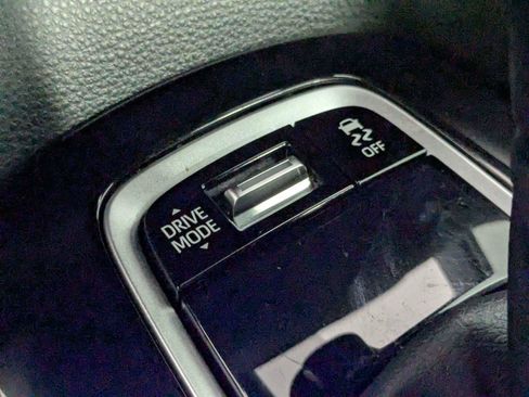 Certified 2024 Toyota Corolla SE FWD image 23