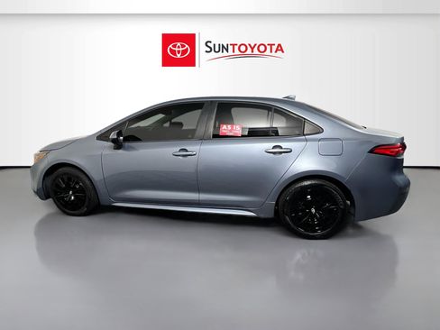Used 2021 Toyota Corolla LE image 7