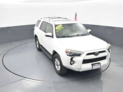 Used 2015 Toyota 4Runner SR5 Premium AWD/4WD image 31