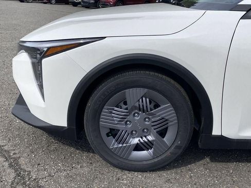 New 2025 Kia K4 LX image 18